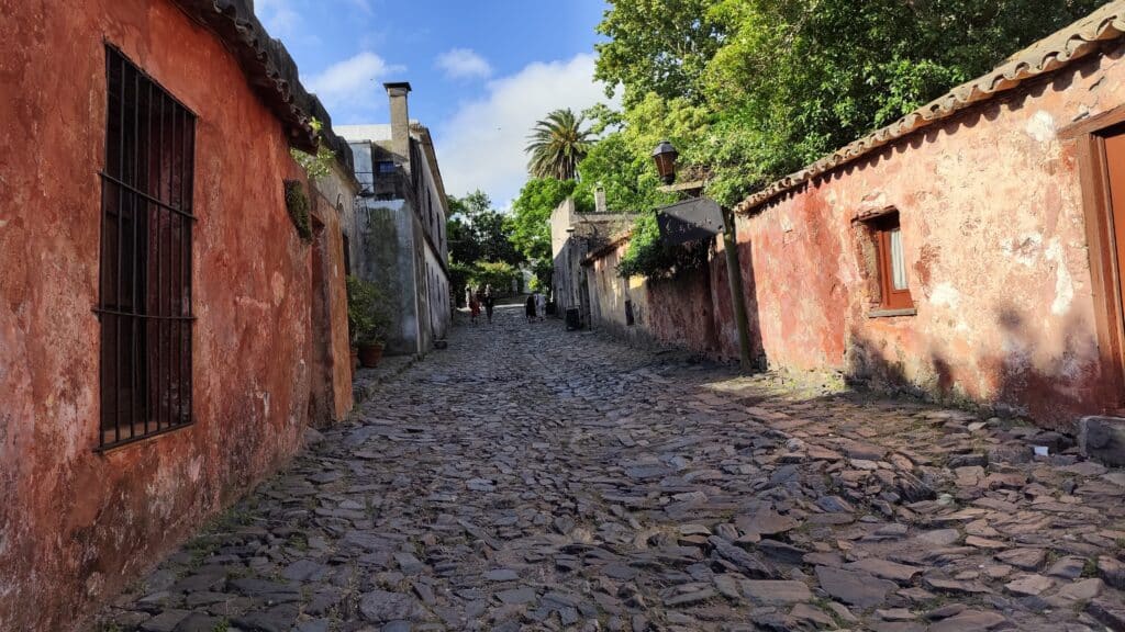 Calle de los Suspiros en Colonia